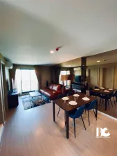 ICONIC LANDMARK ใจกลางห้าแยกลาดพร้าว คุ้ม ครบครัน ตอบรับทุกไลฟ์สไตล์ รองรับการพักผ่อนอย่างเป็นส่วนตัว ไปกับ Highlight Facility คือ Iconic Lobby, Rooftop Facilities และ Panoramic Health Club แบบ 24 ชั่วโมง Sky Work Space พร้อมเปิดรับวิวเมืองแบบ 360 องศา หร