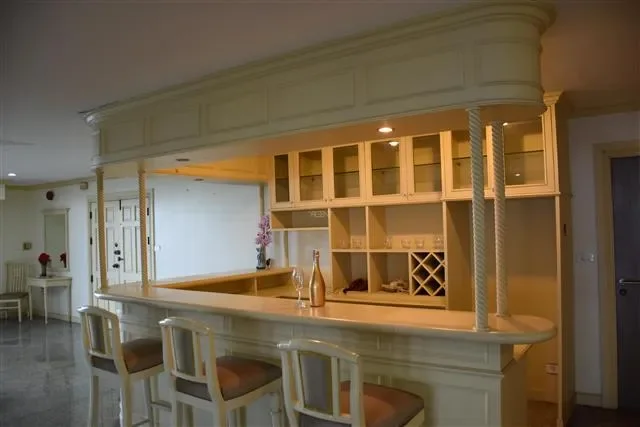 ขาย และให้เช่าคอนโดมิเนียม Oriental Tower  458 sq.m, 4 ห้องนอน