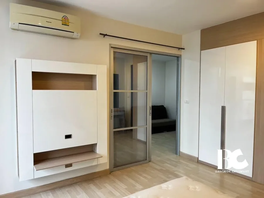 รึทึ่ม รัชดา คอนโดมิเนียมสุดหรูบนถนนรัชดา ยกมุมมองระดับ World Class ห่างจากรถไฟฟ้าใต้ดิน สถานีรัชดา เพียง 1 เมตร