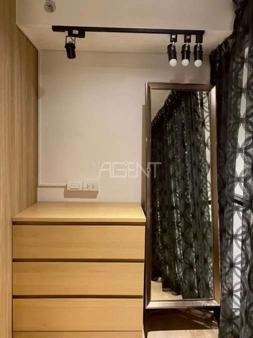 ขายพร้อมผู้เช่าคอนโดมิเนียม ไซมิส สุขุมวิท 87  47 sq.m, 1 ห้องนอน Duplex