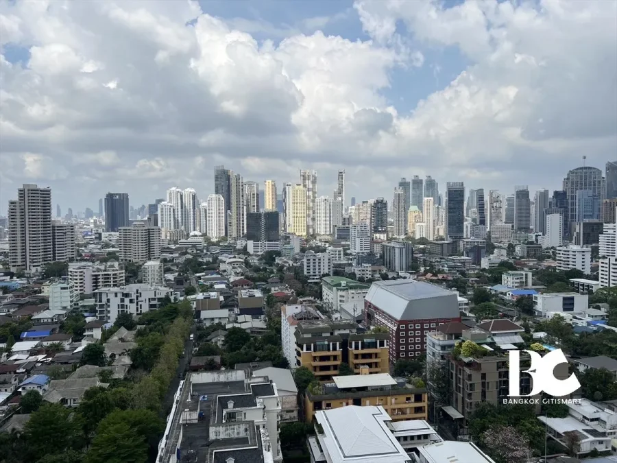 RHYTHM
Sukhumvit 36-38