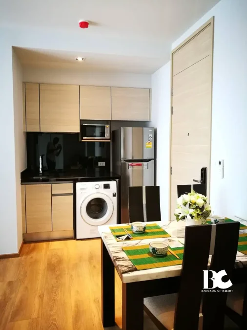 PARK ORIGIN
Phrom Phong