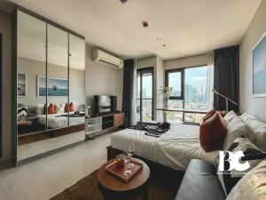 RHYTHM
Sukhumvit 36-38