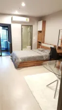 ขายพร้อมผู้เช่าคอนโดมิเนียม ไอดีโอ ท่าพระ อินเตอร์เชนจ์  27.5 sq.m,  ห้องนอน Studio