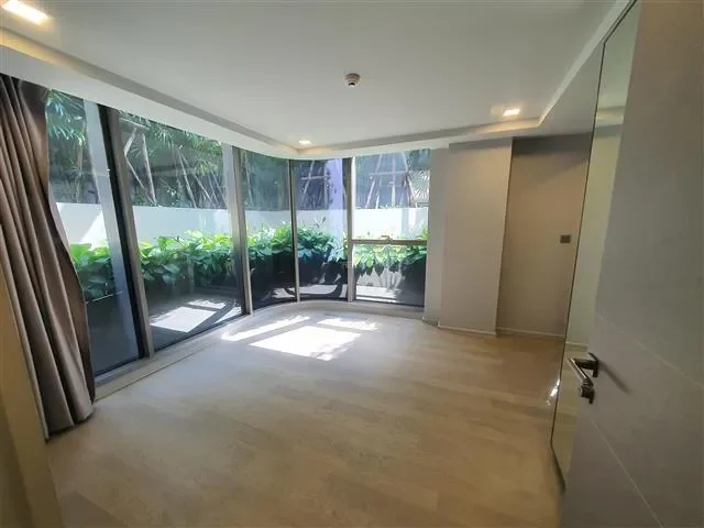 ขาย และให้เช่าคอนโดมิเนียม แอชตัน เรสซิเดนท์ 41  159.4 sq.m, 3 ห้องนอน Duplex