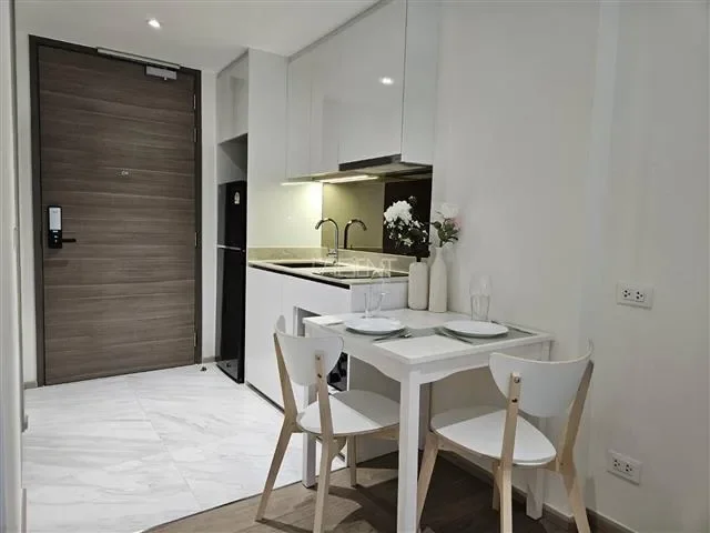 ขายพร้อมผู้เช่าคอนโดมิเนียม ฟินน์ อโศก  40.44 sq.m, 1 ห้องนอน