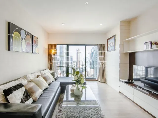 2 นอน 2 น้ำ มีอ่าง แต่งสวยๆ บนทำเลดีๆ ห้องรับแดดยามเช้า คอนโดเชื่อมต่อเข้า BTS ทองหล่อ / ขายคอนโด