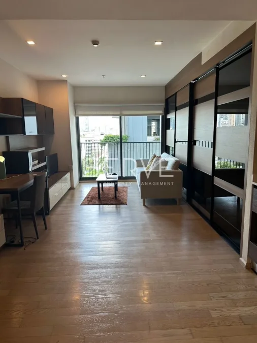 ราคาดีสุด 5.999 MB (รวมทุกอย่าง) ! สตูดิโอ กั้นเป็นสัดส่วน บนสุดยอดทำเล ติด BTS ทองหล่อ/ ให้เช่า ขาย