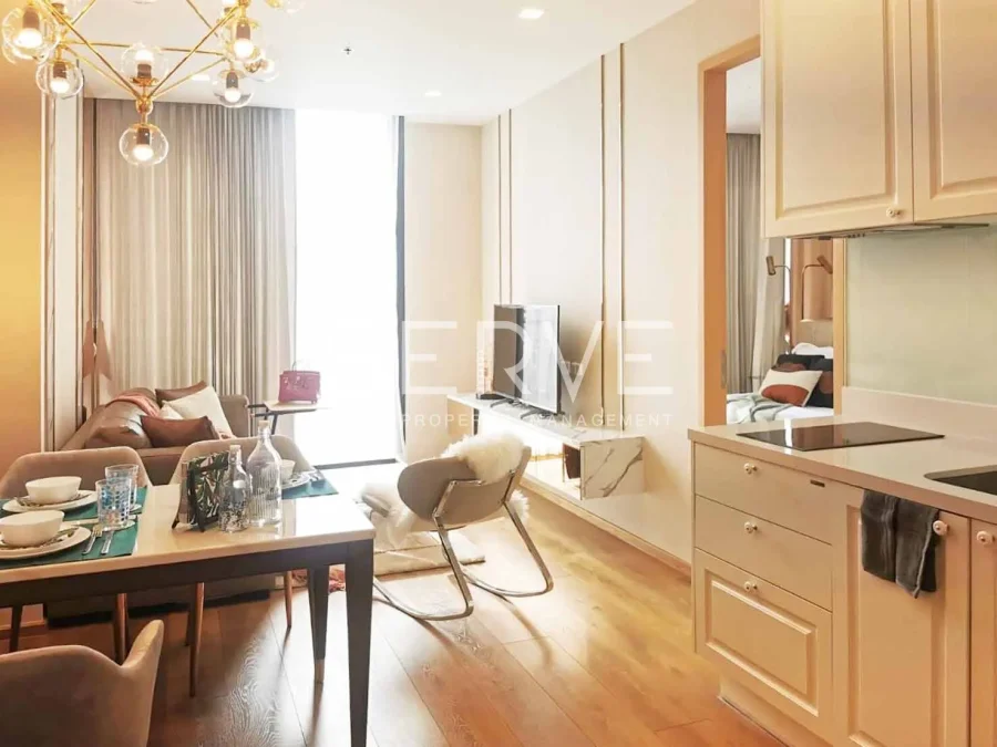 1 นอน มีอ่าง แต่งสวยๆ สไตล์ Luxury ห้องมุมเป็นส่วนตัว ทำเลดี คอนโดใกล้ BTS พร้อมพงษ์ 500 ม.