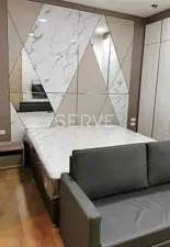 สตูดิโอ ห้องกว้างพิเศษ ในราคาดีๆ 191K/ตร.ม. บนทำเลดีๆ มีรถรับส่ง BTS พร้อมพงษ์ 650 ม. / ขายคอนโด