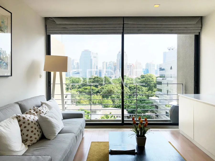 1 นอน มีอ่าง ห้องสวยๆ วิวสวนลุมพินี ราคาดีๆ บนทำเลดีๆ ใกล้ BTS ราชดำริ 700 ม และ MRT สีลม 800 ม