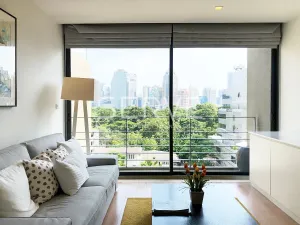 1 นอน มีอ่าง ห้องสวยๆ วิวสวนลุมพินี ราคาดีๆ บนทำเลดีๆ ใกล้ BTS ราชดำริ 700 ม และ MRT สีลม 800 ม