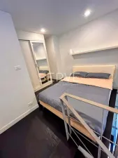 1 Bed เฟอร์ครบพร้อมอยู่! ราคาสุดคุ้ม ทำเลดี ใกล้ BTS ทองหล่อ/ สำหรับเช่า & ขาย