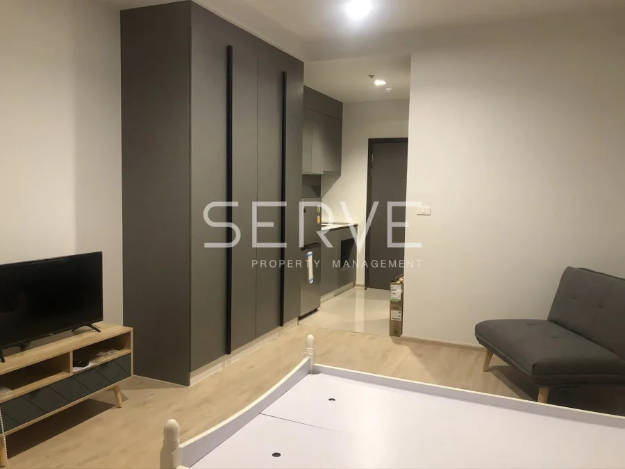 Studio เฟอร์ครบพร้อมอยู่! ราคาสุดคุ้ม ทำเลดี ใกล้แอร์พอร์ตเรลลิงก์/ สำหรับเช่า&ขาย