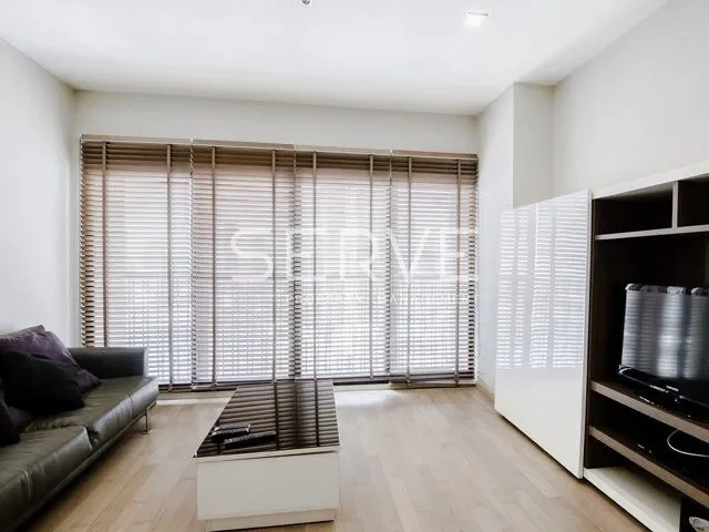 2 นอน ห้องมุม กว้างอยู่สบาย มีอ่างอาบน้ำ ทำเลดีๆ ใกล้ BTS เอกมัย เพียง 200 ม. สะดวกสบาย / ขายคอนโด