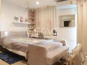 สตูดิโอ ชั้นสูง 35+ ห้องกว้างใหญ่พิเศษ อยู่สบายๆ บนทำเลดีๆ ชีวิตดีๆ ติด MRT ศูนย์วัฒนธรรม 80 ม.