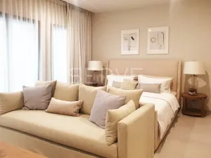 สตูดิโอกั้นห้องเป็นสัดส่วน แต่งสวย วิวเมือง ทิศใต้ คอนโดเชื่อมต่อ BTS เพลินจิต / ให้เช่าและขายคอนโด