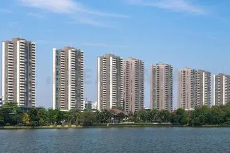 The Lake Condominium by Lakeview