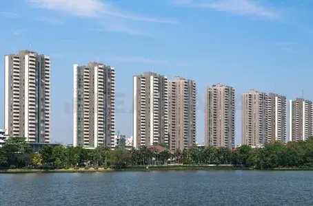 Victoria Lakeview Condominium