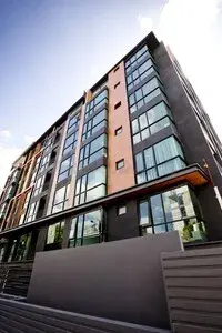 THE UNIQUE