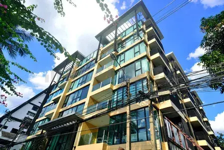 O2 HIP CONDOMINIUM